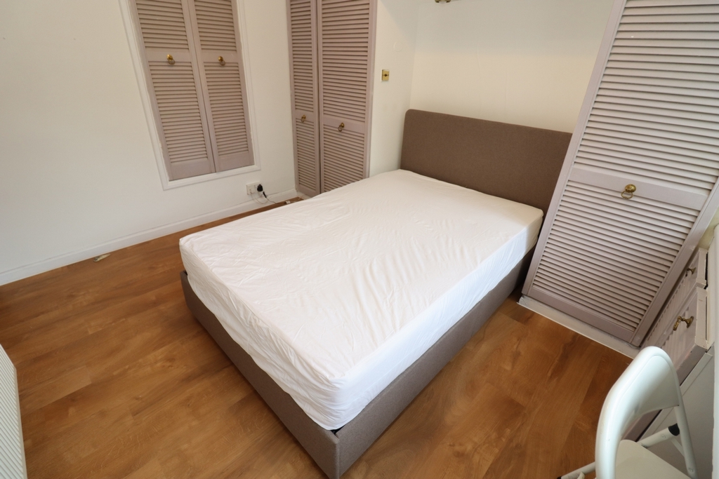 Double room - Single use to rent in Hoxton,Old Street, London, N1