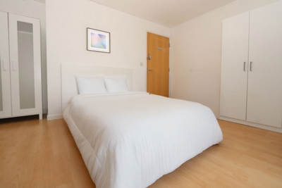 Double Room to rent in Ariel Apartments,1 Crediton Road, Royal Victoria, London, E16