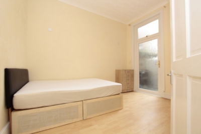 Double room - Single use to rent in Mornington Road, Leytonstone, London, E11
