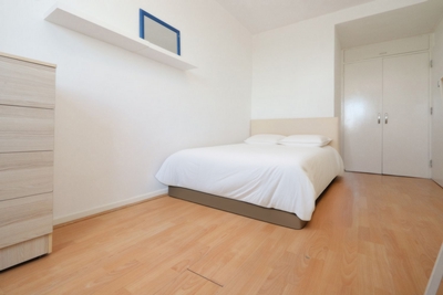 Double room - Single use to rent in Offenbach House,Mace Street, Bethnal Green, London, E2
