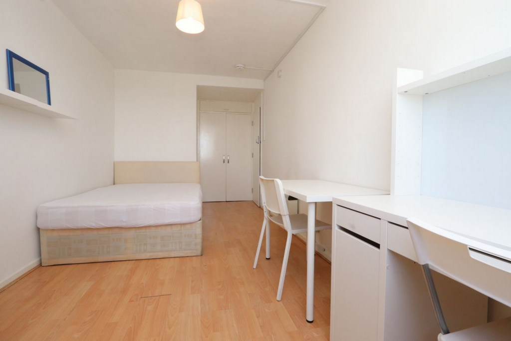 Double room - Single use to rent in Bethnal Green, London, E2