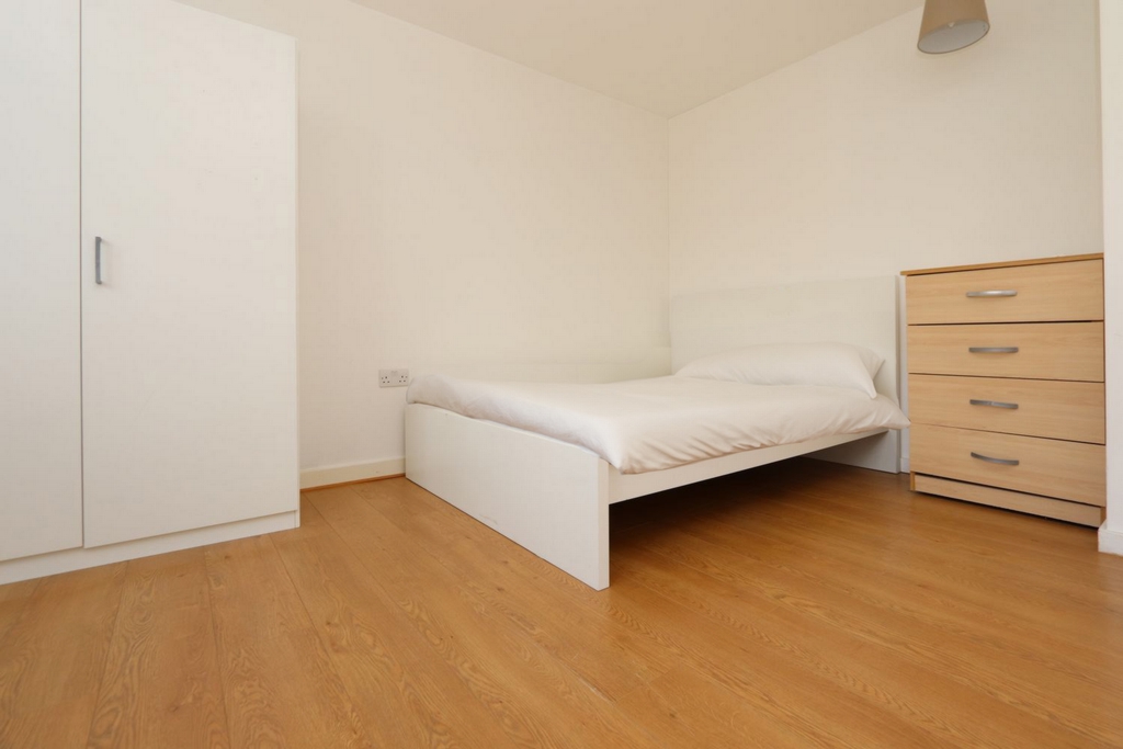 Double Room to rent in Stoke Newington, London, N16