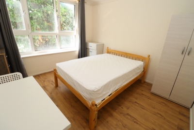 Double room - Single use to rent in Libra Road, Plaistow, London, E13