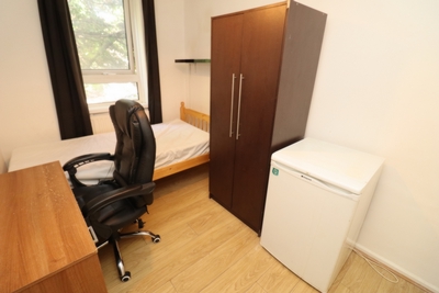 Single Room to rent in Nairn Street, Poplar, London, E14