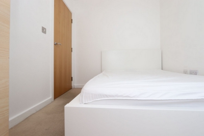 Single Room to rent in Olympian Way, North Greenwich, London, SE10
