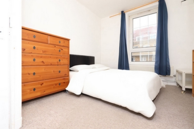 Double room - Single use to rent in Chancellor House,Green Bank, Wapping, London, E1W