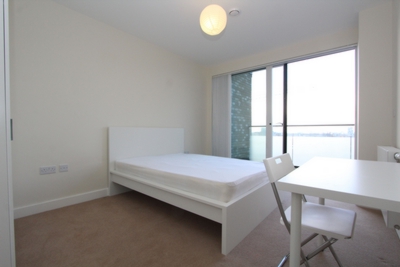 Double room - Single use to rent in Barquentine Heights,4 Peartree Way, Greenwich, London, SE10