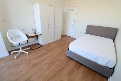 Double room - Single use to rent in Barquentine Heights,4 Peartree Way, Greenwich, London, SE10