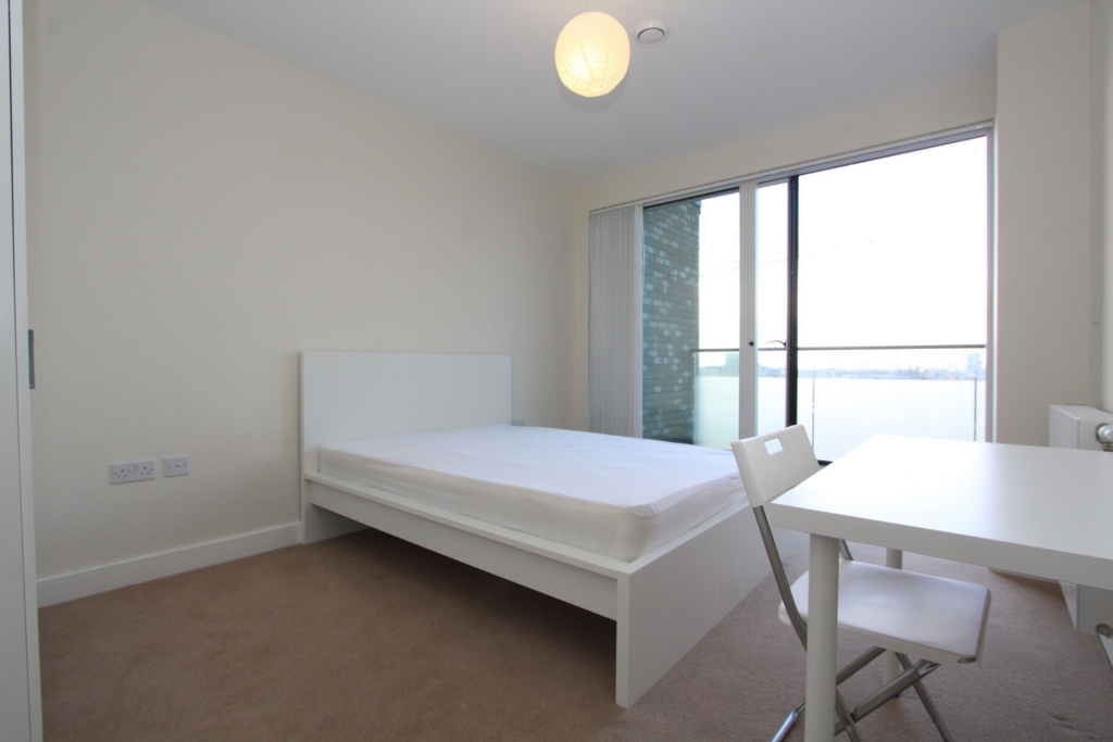 Double room - Single use to rent in Greenwich, London, SE10