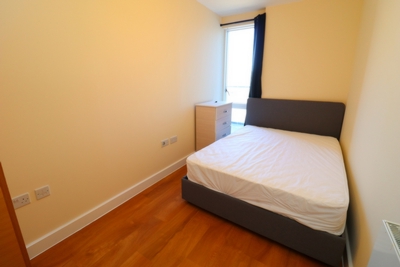 Double room - Single use to rent in Barquentine Heights,4 Peartree Way, Greenwich, London, SE10