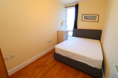 Double room - Single use to rent in Barquentine Heights,4 Peartree Way, Greenwich, London, SE10