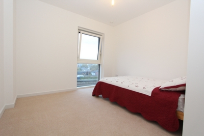 Double room - Single use to rent in Nyland Court,Naomi Street, Surrey Quays, London, SE8