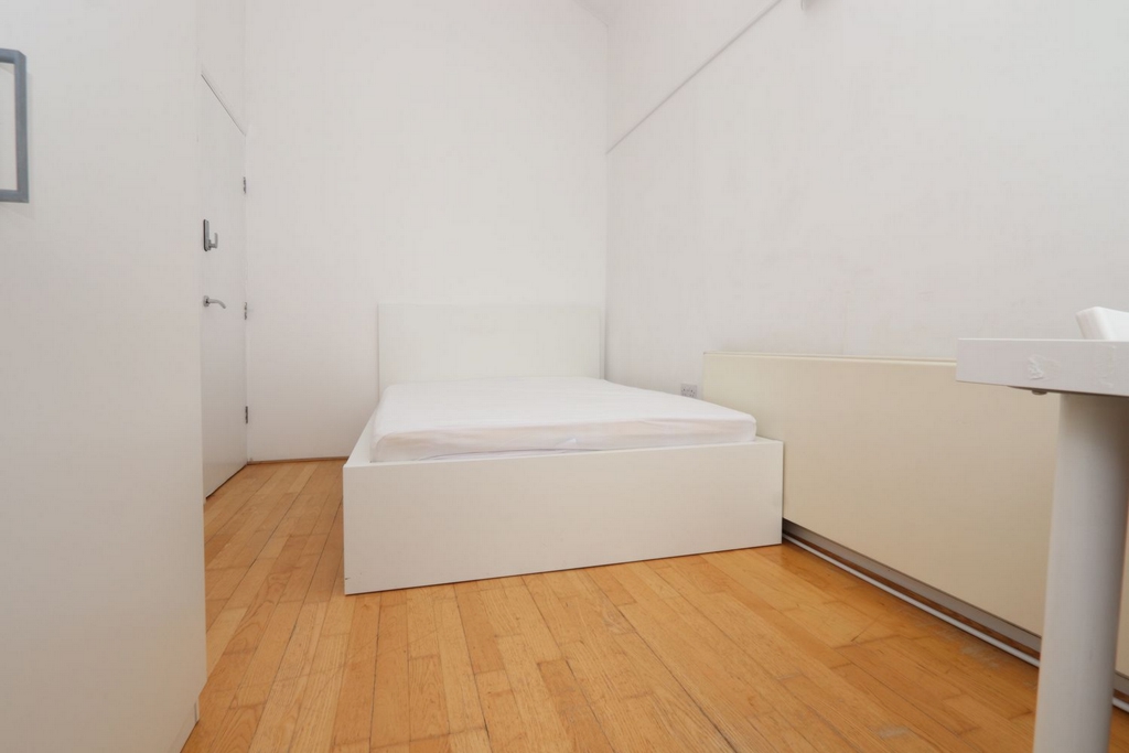 Double room - Single use to rent in North Greenwich, London, SE10