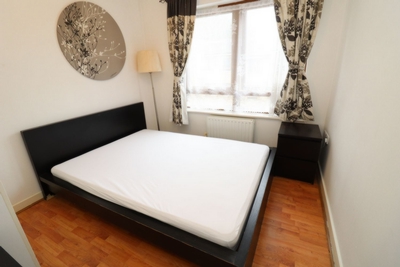 Double room - Single use to rent in 4 Barchester Street, Langdon Park, London, E14