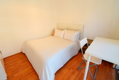 Double room - Single use to rent in 4 Barchester Street, Langdon Park, London, E14