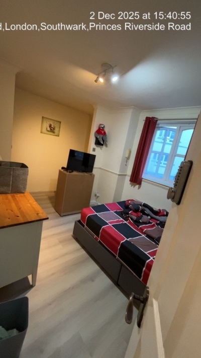 Double room - Single use to rent in Princes Riverside Road, Canada Water, London, SE16