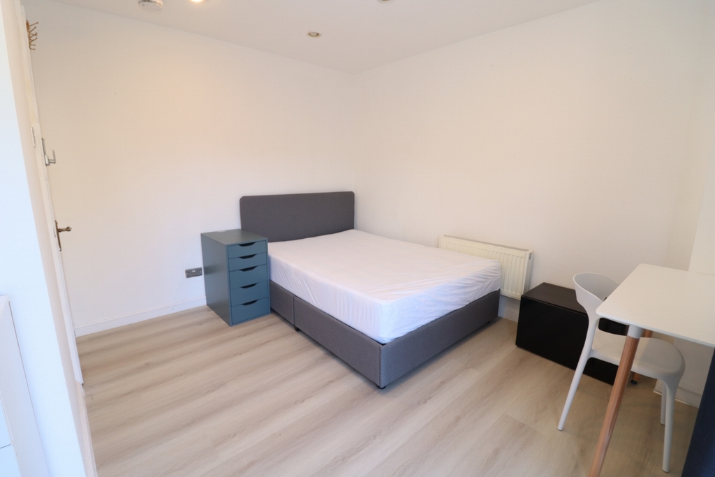 Double room - Single use to rent in Canada Water, London, SE16