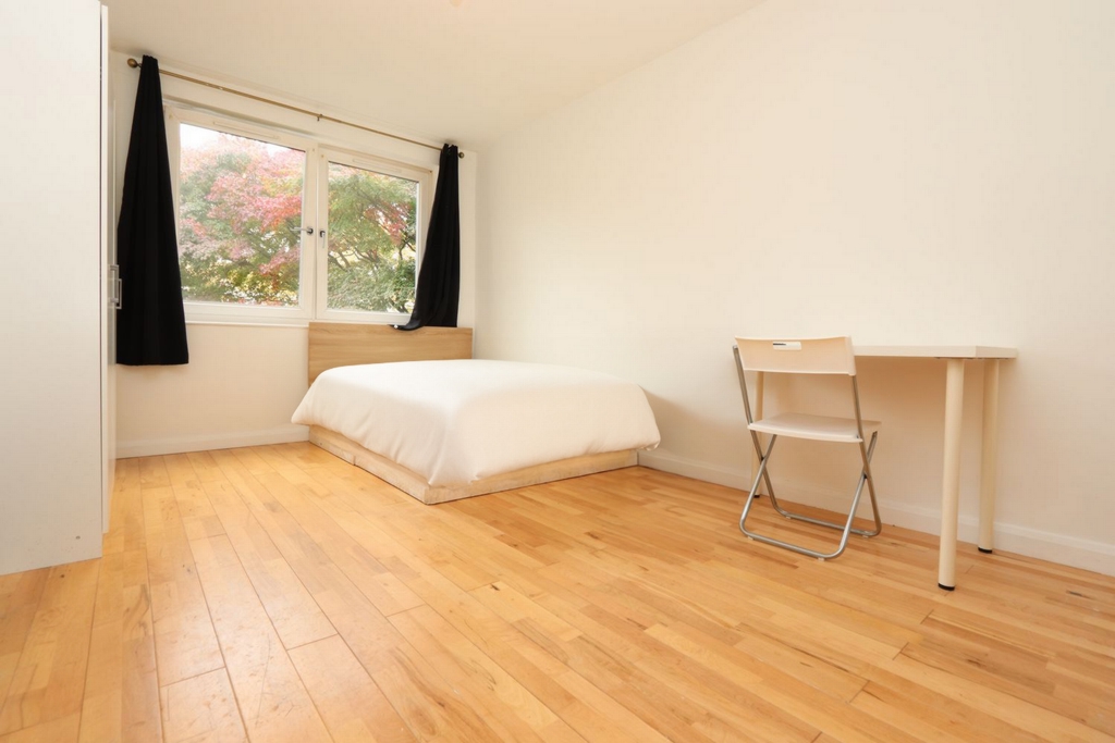 Double room - Single use to rent in Marylebone, London, NW1