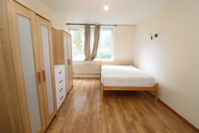 Double room - Single use to rent in Barrett House,4 Victoria Road, Kilburn High Road, London, NW6
