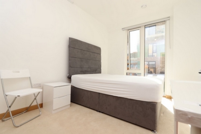 Double room - Single use to rent in Elliot Lodge,7 Cyrus Field Street, Greenwich, London, SE10