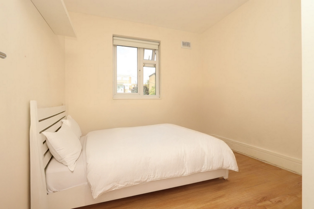 Double room - Single use to rent in London Fields, London, E9