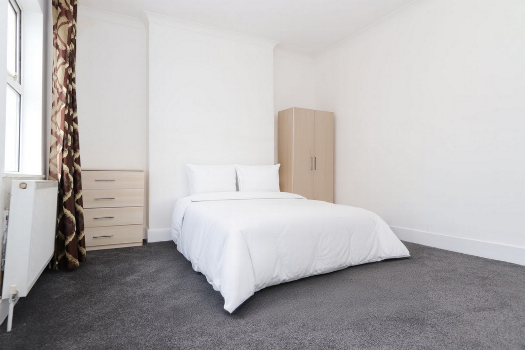 Double Room to rent in Dollis Hill, London, NW10