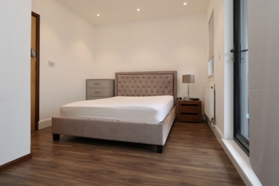 Double Room to rent in Embassy Court,Bounds Green Road, Bounds Green, London, N11
