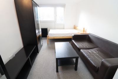 Double room - Single use to rent in Bakersfield,Crayford Road, Holloway, London, N7