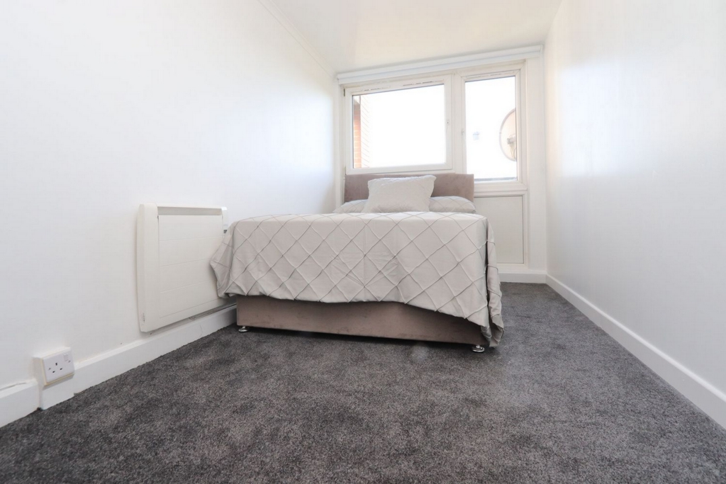 Double room - Single use to rent in Holloway, London, N7