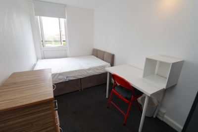 Double room - Single use to rent in Bakersfield,Crayford Road, Holloway, London, N7