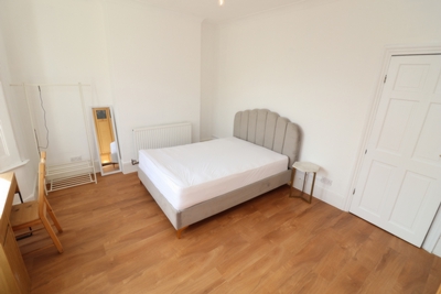 Double Room to rent in Eric Street, Mile End, London, E3