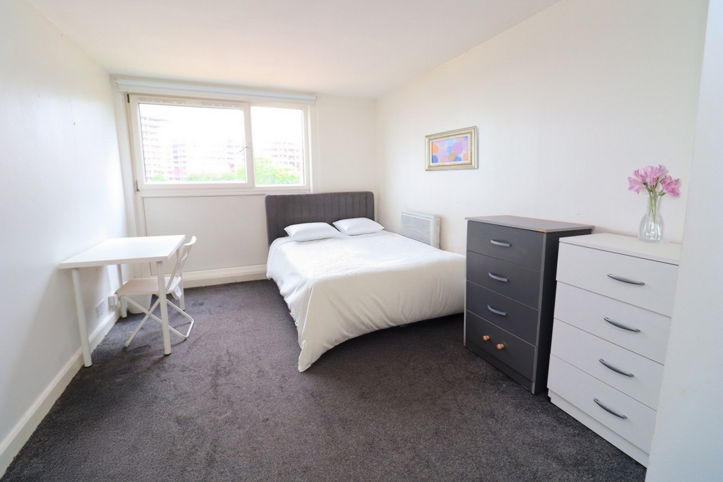 Double Room to rent in Holloway, London, N7