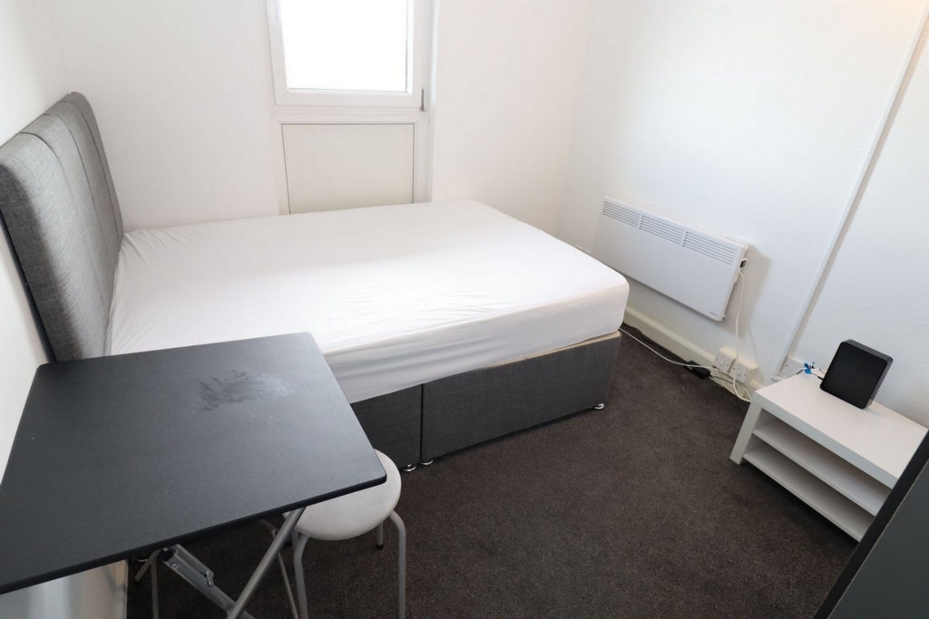 Double room - Single use to rent in Holloway, London, N7
