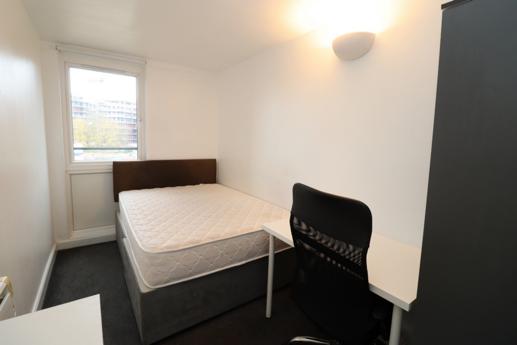 Double room - Single use to rent in Holloway, London, N7