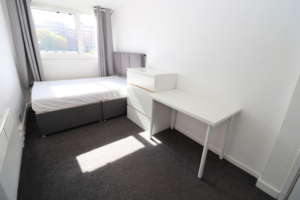 Double room - Single use to rent in Holloway, London, N7