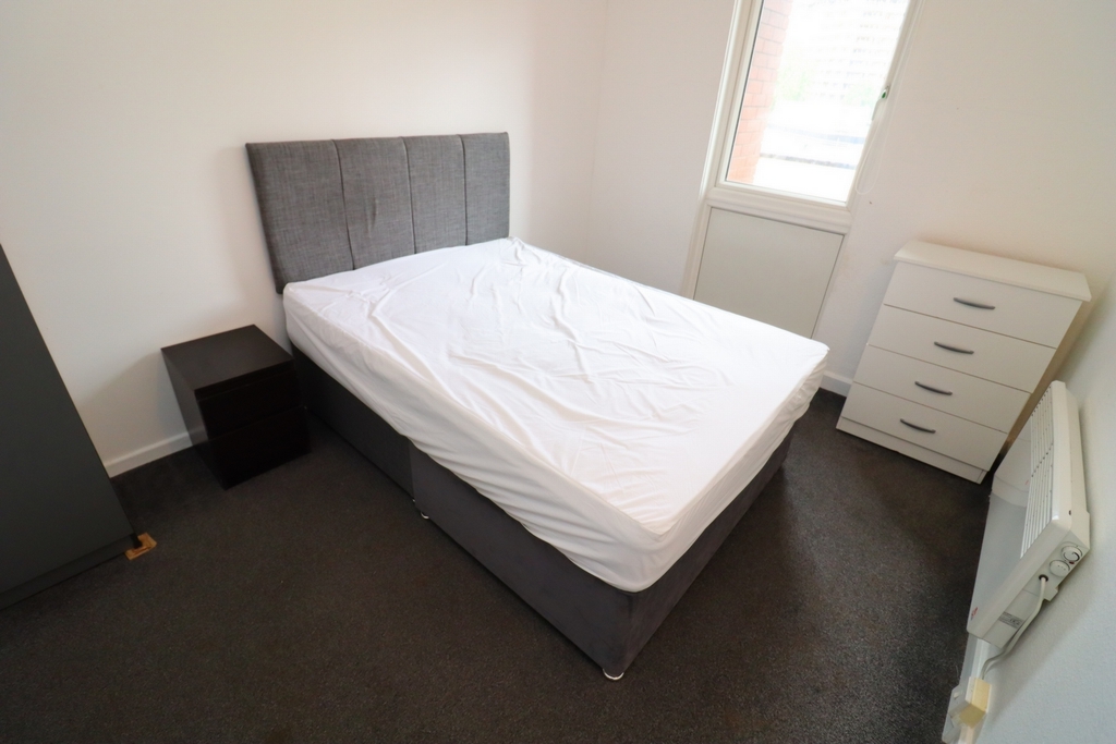 Double room - Single use to rent in Holloway, London, N7