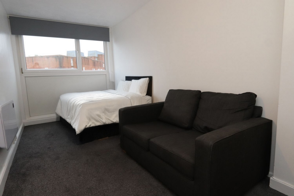 Double room - Single use to rent in Holloway, London, N7