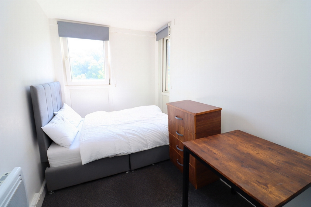 Double room - Single use to rent in Holloway, London, N7