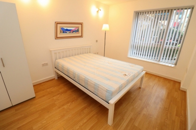 Double Room to rent in Holly Court,John Harrison Way, Greenwich, London, SE10