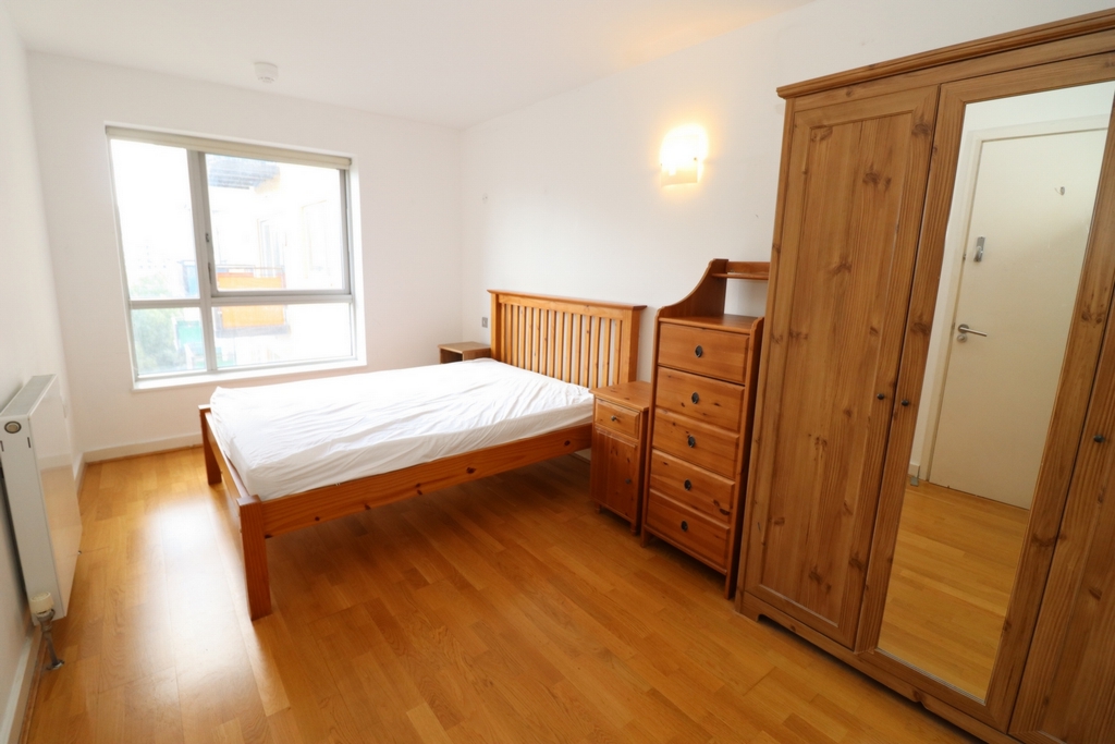 3 Bedroom Ensuite Double Room to rent in North Greenwich, London, SE10