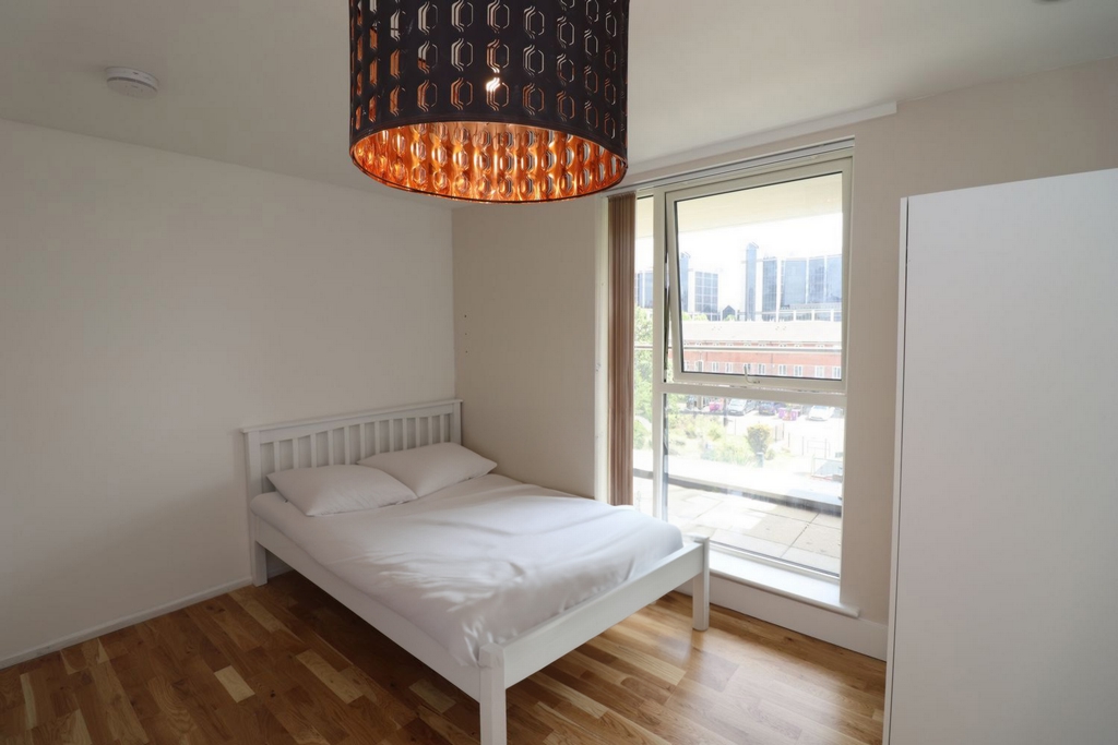 Double room - Single use to rent in Isle of Dogs, London, E14
