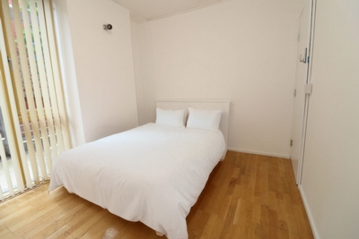 Double room - Single use to rent in Becquerel Court,West Parkside, Greenwich, London, SE10