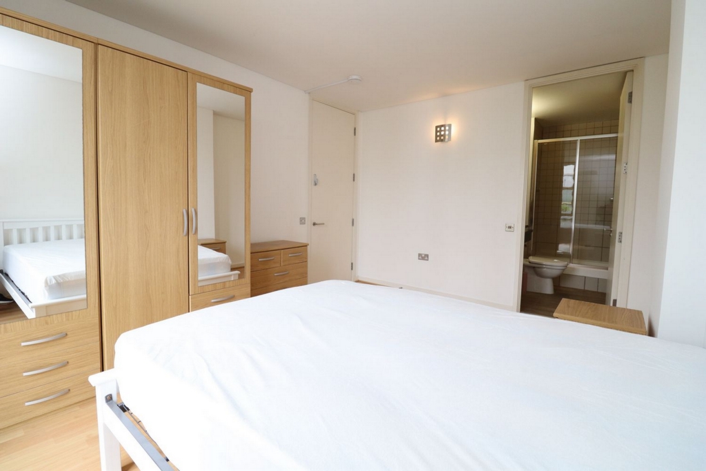 Ensuite Double Room to rent in Greenwich, London, SE10