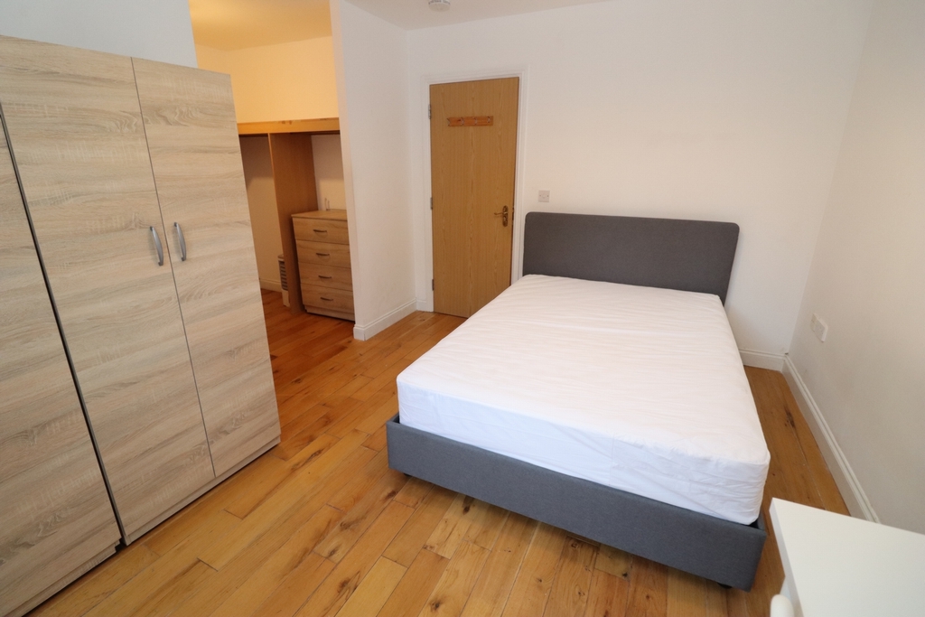 Ensuite Double Room to rent in Stratford, London, E15