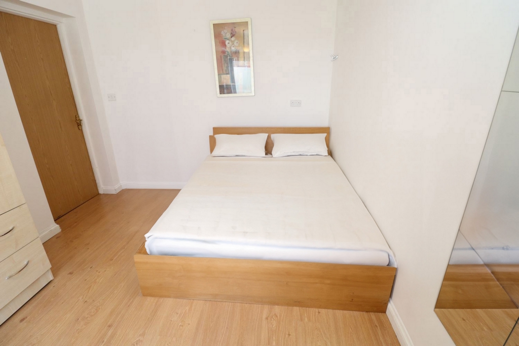 Double room - Single use to rent in Stratford, London, E15