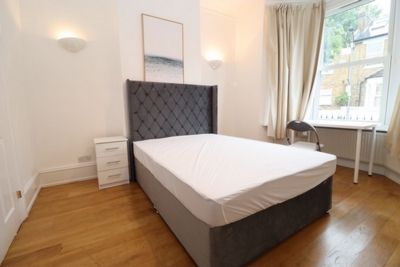 Double room - Single use to rent in Yeldham Road, Hammersmith, London, W6