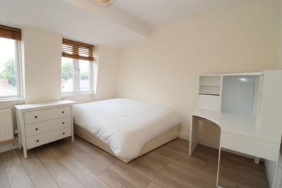 Double room - Single use to rent in Franklin Place, Deptford Bridge, London, SE13