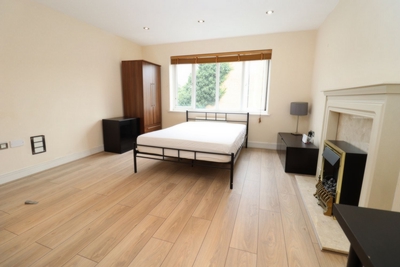 Double Room to rent in Franklin Place, Deptford Bridge, London, SE13