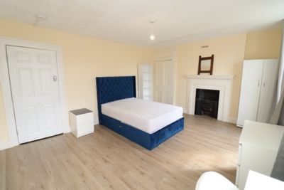 Double room - Single use to rent in Bow Road, Bow Road, London, E3