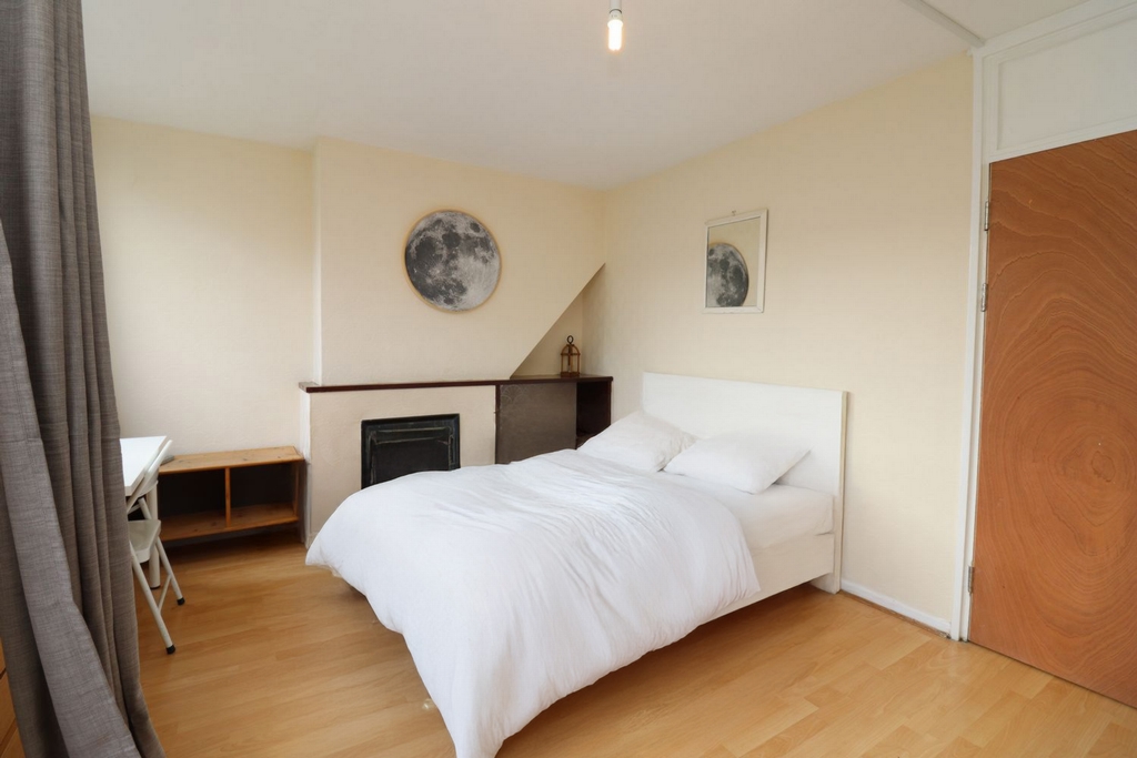 Double Room to rent in Haggerston, London, E8